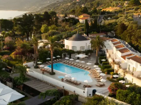 เลกาเลตเต เบย์