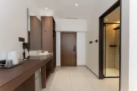Shanhai Time Hotel (Beidaihe Laohushi Sea Park Branch) - С бассейном