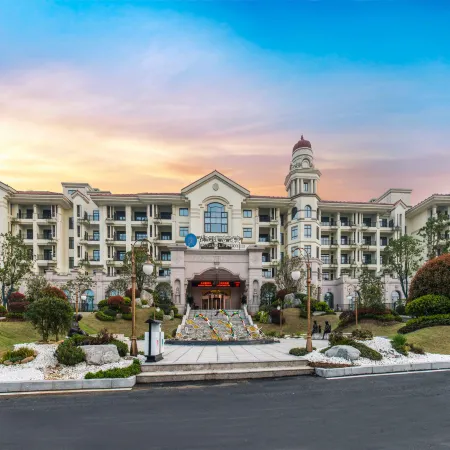 Phoenix Lake International Resort Hotel