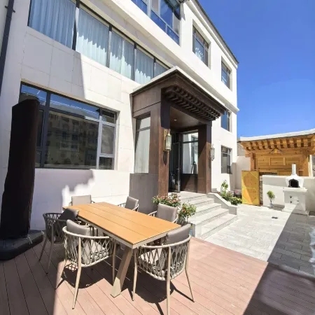 Xiahe Xiajian Homestay