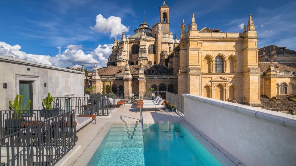 Gran Hotel Claridge Granada - Preferred Hotels & Resorts