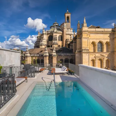 Gran Hotel Claridge Granada - Preferred Hotels & Resorts Hotel berhampiran Katedral Granada