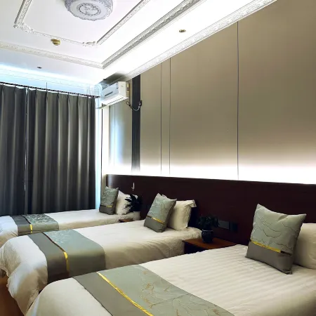 Hunchun Yaxuan Fashion Hotel