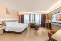 Orange Shanwei Station Hotel