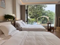 Riverside Scenic Vacation Apartment (Dongnayuwan Scenic Area)