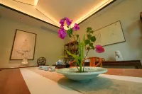 Lotus Yard Zen Hotel - Business