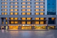 Hantingbaodingchaoyangbeidajiejiudian Hotel di Baoding
