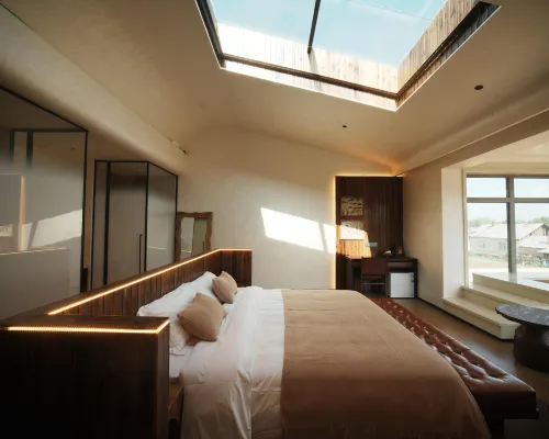 Beichui Jiayuan SheYe B&B (The North Post Office Location, Arctic Village, Mohe) Hotels in Mohe