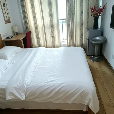 重慶江津小愛高空民宿（交大科學城校區店） 九龙园附近的飯店