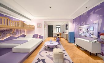 Heyuan Chunmuyuan Small Town · Dinosaur Hot Spring Hotel