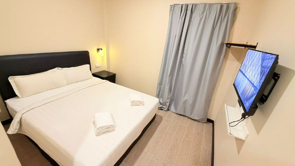 Pertama Lodge