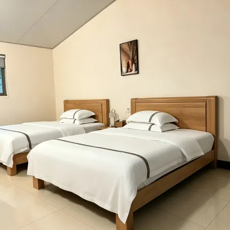 Heshan Ecological Resort Camping Base · Moon Lake · Moon Friends Homestay