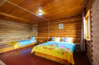 YunmanRiversideArgunBoundaryRiverClouds Courtyard - Homestays