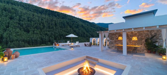 Sanctuary Springs Hoteles en Xiaojin