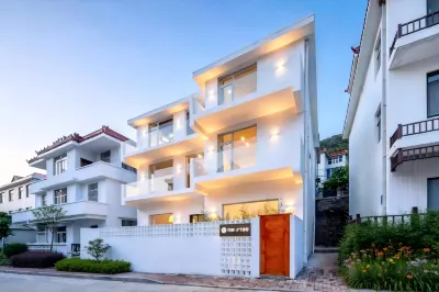 Floral Hotel· Xixia Qingye Hotel(Grape Beach Beach Branch) โรงแรมในพื้นที่รีสอร์ทท่องเที่ยวเป่ยไห่