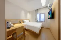 宜居酒店（寶應新亞細亞購物中心葉挺路店） - 停車場