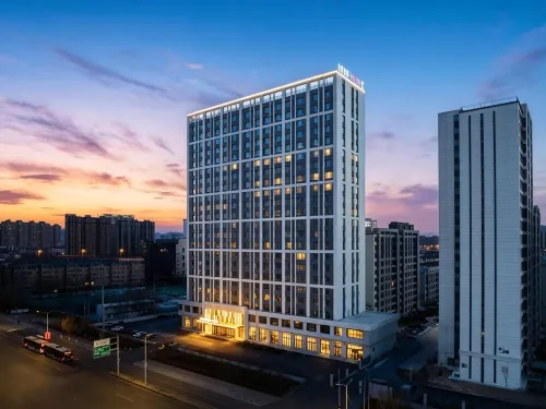Jinxuan Preferred Hotel (Zhaojun Road Wuliying Subway Station) - Airport Shuttle