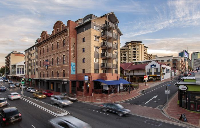 Central Brunswick Apartment Hotel