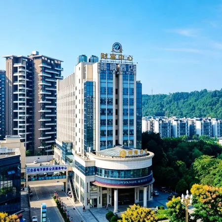 Lavande Hotel (Santai Chengbei Passenger Transport Center)