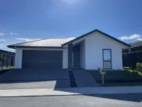 Brand New Cosy Retreat in Taupo -  Holiday Villas