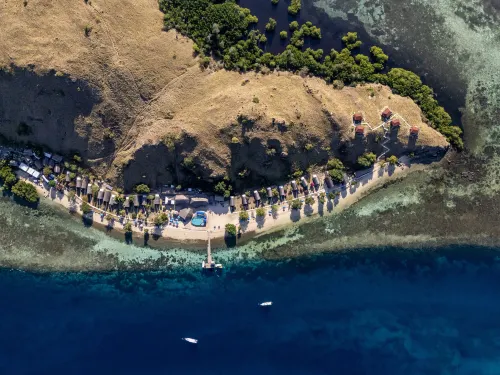 Komodo Resort - 4-Star