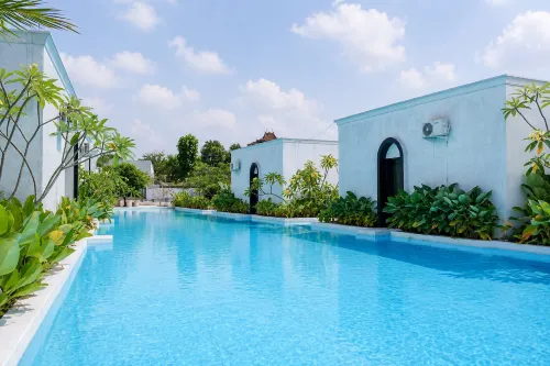 Urbanview Bumi Tirta Village Syariah - ที่มีที่จอดรถ