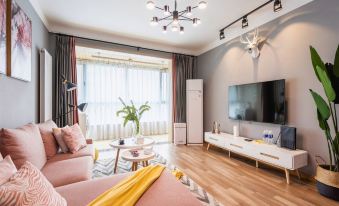 Yuye Holiday House Apartment(Sanya Yalong Bay High-speed Railway Station)