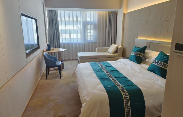 Guangshan Qixing Lake Wedding Theme Hotel