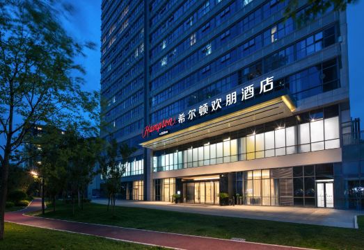 햄튼 바이 힐튼 객실