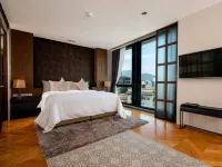 Sanae' Hotel Nimman Hotels near Infinity Club