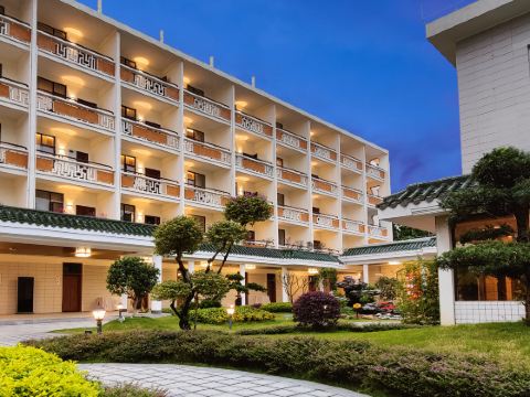 White Swan Guest House (Zhaoqing Hubin)