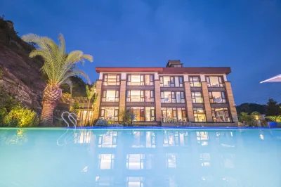 DI HU YUE SHE light luxury hotel