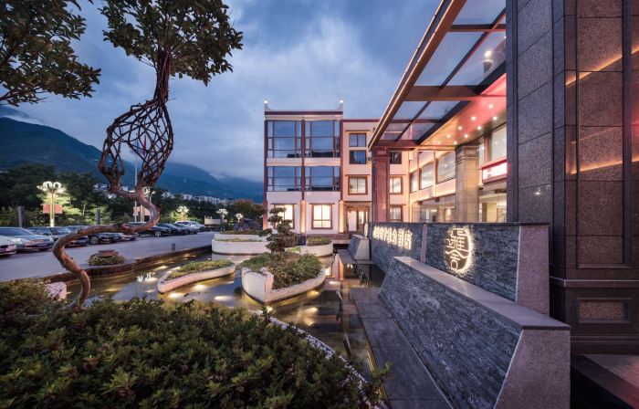 Minyoun Yatel Hotel (Mao Ancient Qiang City)