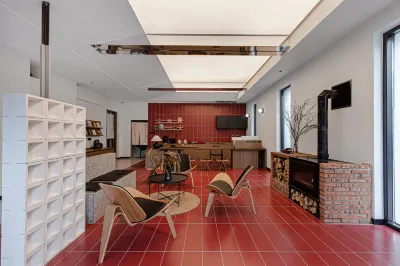 ELEVEN Designer Homestay โรงแรมใกล้Dajinfo Temple