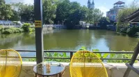 Lake view hostel -  อินน์