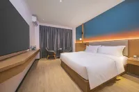 Xinlong Intelligent Hotel (Longyan Wanbao Plaza East Station) Hotel dekat Hulei Station