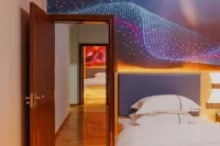 蕉嶺雲朵時尚飯店