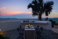 Hey Island•Peninsula Holiday Hotels in Шеньчжень