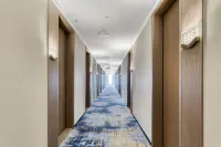 Home Inn Cloud (Yifeng Times Plaza, Xiangyu Avenue, Huainan)
