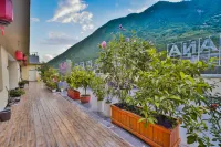 希岸·輕雅飯店（瀘定延安路店）