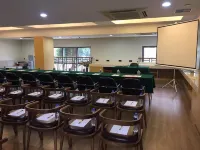 Guangzhou East Station Store