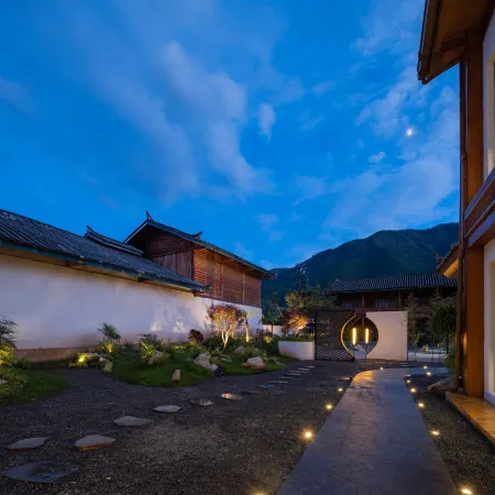 Lugu Lake Pushu Jingjing Homestay