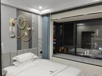 Wuchuan Yuansen Fashion Hotel
