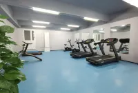 NEW OVERSEAS CHINESE HOTEL - gimnasio