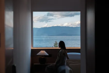 cloudland seaview  hotel