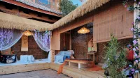 Langyue Hanfu Travel Theme Inn (Lijiang Ancient City Branch)