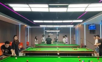 Vienna Hotel (Zhongshan Xiaolan Daxin) - Housity