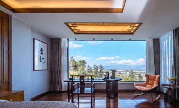 Dali Lingquanxi Banshan Health Hotel