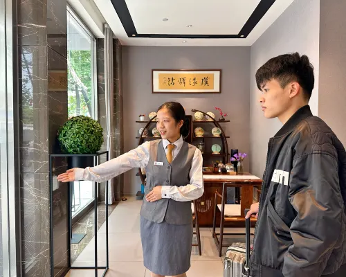HomeInnSelected (Guangzhou International Financial City Olympic Sports Center Branch) Area Publik Photos