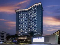 Novotel Singapore on Kitchener Отели рядом с достопримечательностью «Каланг»